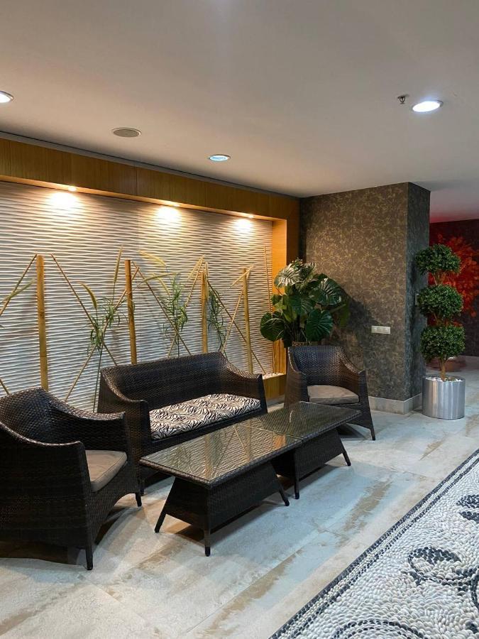 Grand Nur Plaza Отель